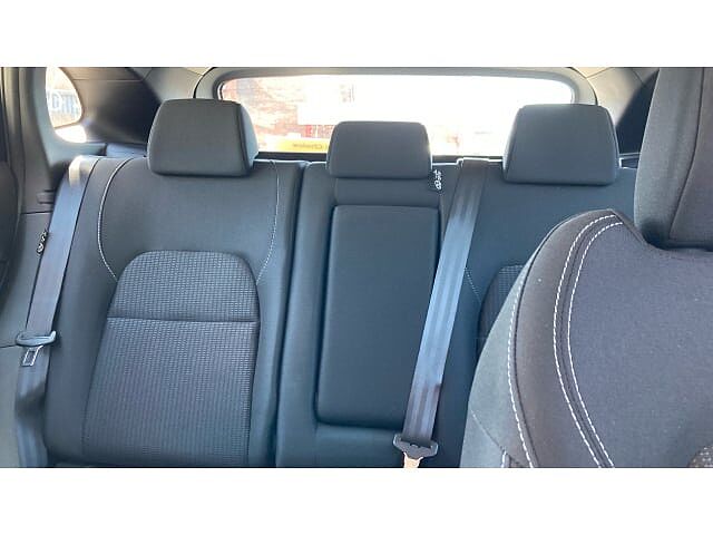 Nissan Qashqai 1.3 DiG-T MH Acenta Premium 5dr Petrol Hatchback