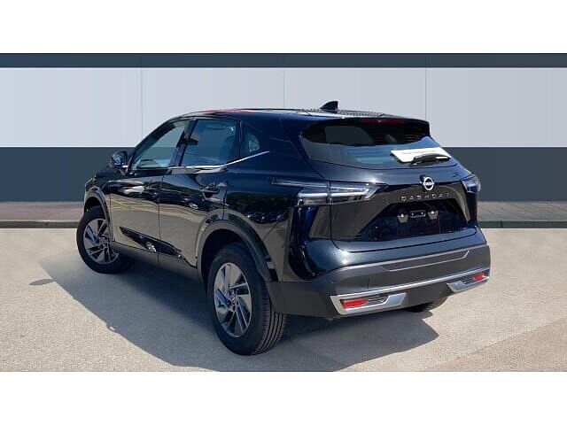 Nissan Qashqai 1.3 DiG-T MH Acenta Premium 5dr Petrol Hatchback