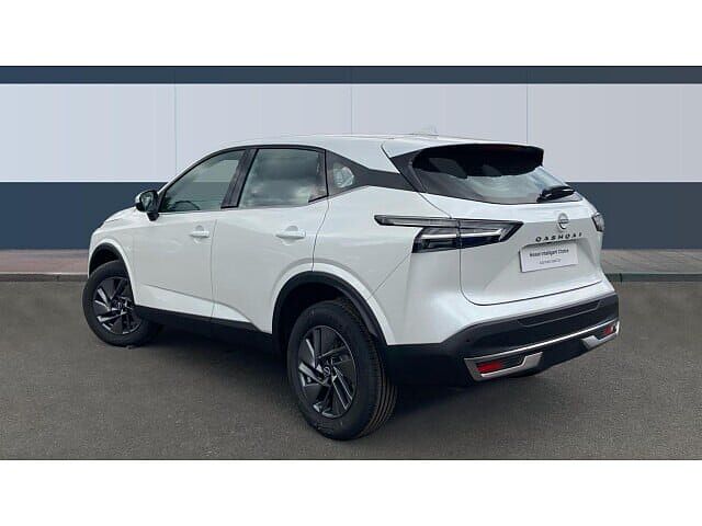 Nissan Qashqai 1.3 DiG-T MH Acenta Premium 5dr Petrol Hatchback