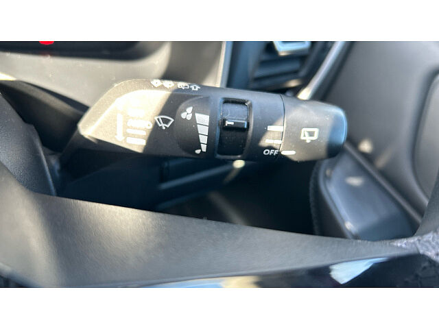 Nissan Qashqai 1.3 DiG-T MH N-Connecta 5dr Petrol Hatchback