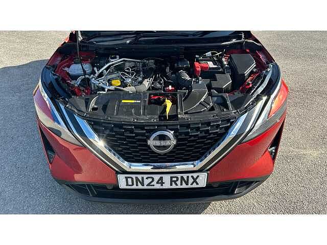 Nissan Qashqai 1.3 DiG-T MH N-Connecta 5dr Petrol Hatchback