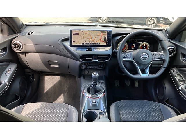 Nissan Juke 1.0 DiG-T N-Connecta 5dr Petrol Hatchback