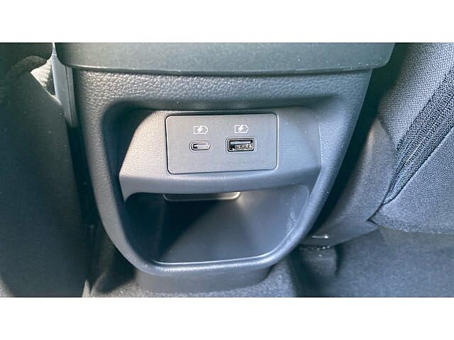 Nissan Juke 1.0 DiG-T N-Connecta 5dr Petrol Hatchback