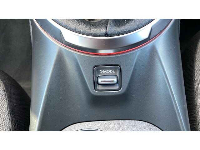 Nissan Juke 1.0 DiG-T N-Connecta 5dr Petrol Hatchback