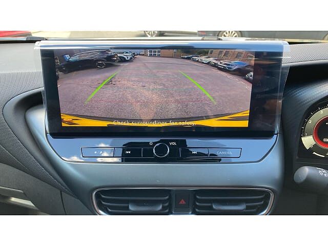 Nissan Juke 1.0 DiG-T N-Connecta 5dr Petrol Hatchback