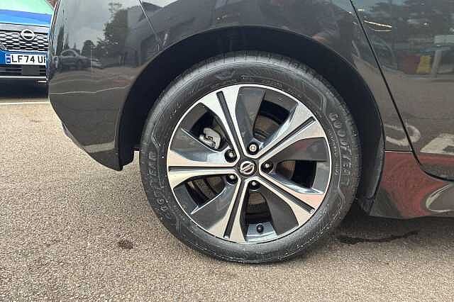 Nissan LEAF 110kW Tekna 40kWh 5dr Auto