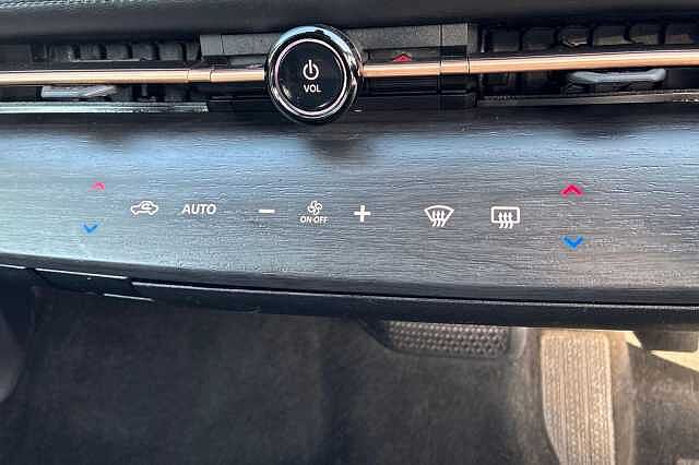 Nissan ARIYA 160kW Advance 63kWh 22kWCh 5dr Auto [Sky Pack]