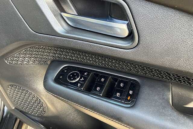 Nissan ARIYA 160kW Advance 63kWh 22kWCh 5dr Auto [Sky Pack]