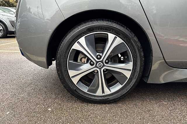 Nissan LEAF 110kW Tekna 40kWh 5dr Auto