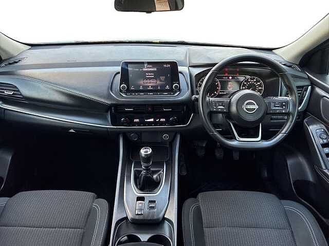 Nissan QASHQAI 1.3 DiG-T MH Acenta Premium 5dr