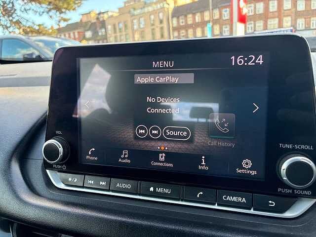 Nissan QASHQAI 1.3 DiG-T MH Acenta Premium 5dr