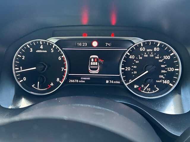 Nissan QASHQAI 1.3 DiG-T MH Acenta Premium 5dr