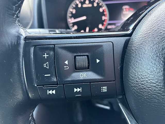 Nissan QASHQAI 1.3 DiG-T MH Acenta Premium 5dr