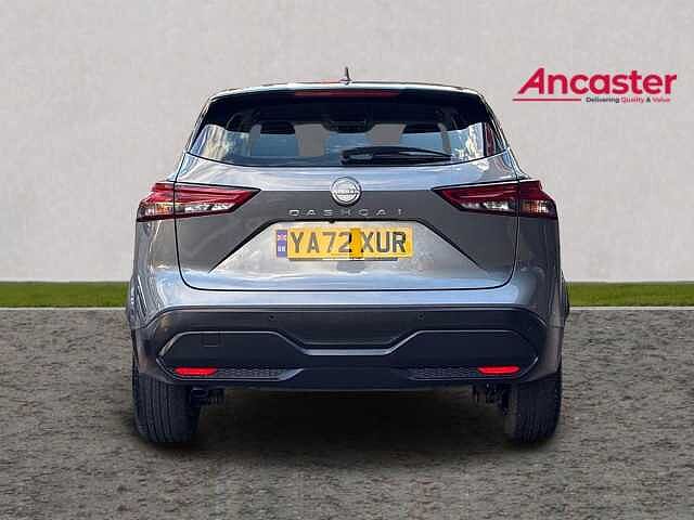 Nissan QASHQAI 1.3 DiG-T MH Acenta Premium 5dr