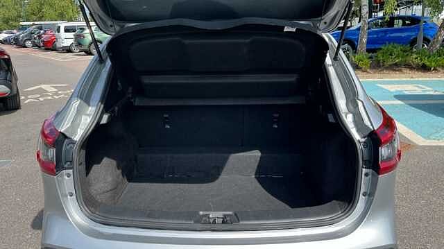 Nissan Qashqai 1.3 DiG-T Acenta Premium 5dr