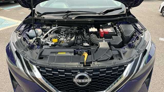 Nissan Qashqai 1.3 DiG-T MH Acenta Premium 5dr