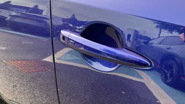 Nissan Qashqai 1.3 DiG-T MH Acenta Premium 5dr