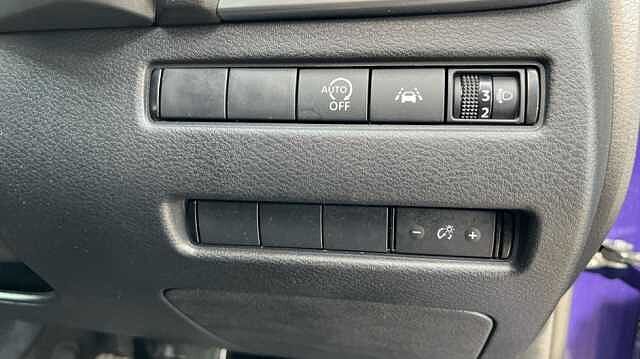 Nissan Qashqai 1.3 DiG-T MH Acenta Premium 5dr