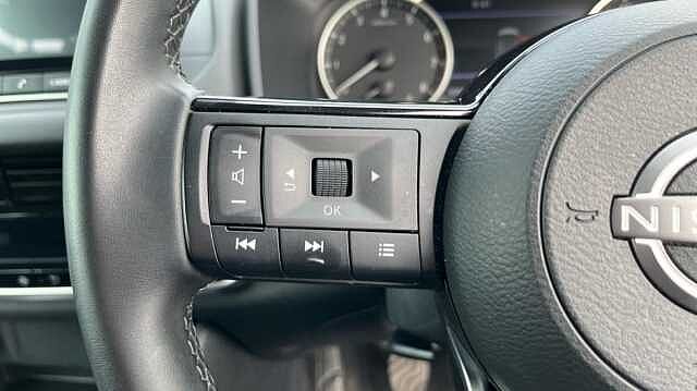 Nissan Qashqai 1.3 DiG-T MH Acenta Premium 5dr