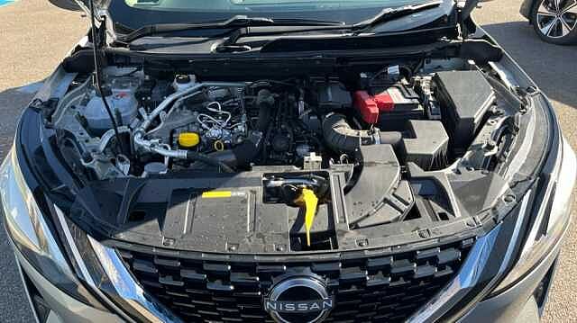 Nissan Qashqai QASHQAI 1.3 DiG-T MH Acenta Premium 5dr