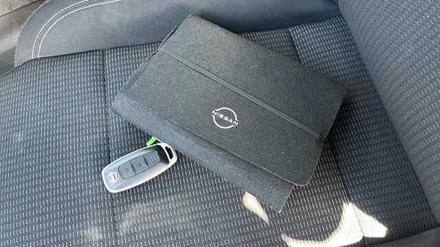 Nissan Qashqai QASHQAI 1.3 DiG-T MH Acenta Premium 5dr