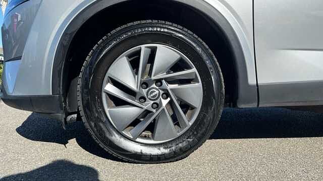 Nissan Qashqai QASHQAI 1.3 DiG-T MH Acenta Premium 5dr