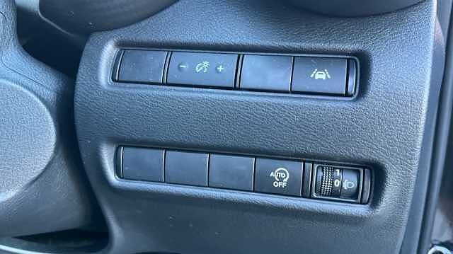 Nissan Juke JUKE 1.0 DiG-T 114 N-Connecta 5dr