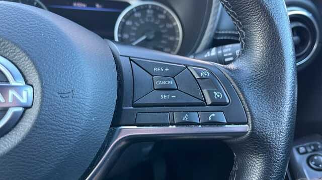 Nissan Juke JUKE 1.0 DiG-T 114 N-Connecta 5dr