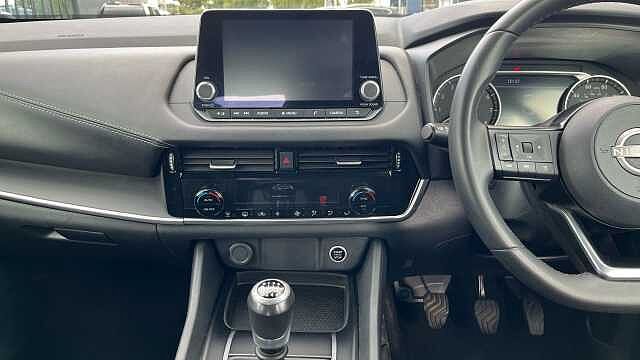 Nissan Qashqai 1.3 DiG-T MH Acenta Premium 5dr