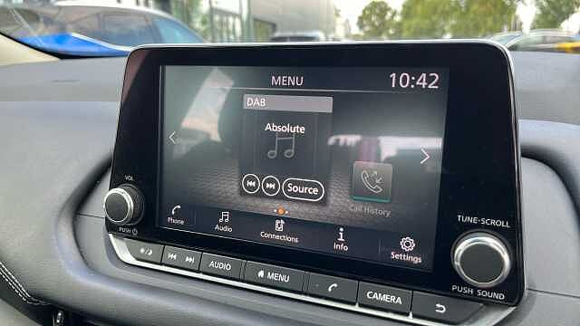 Nissan Qashqai 1.3 DiG-T MH Acenta Premium 5dr