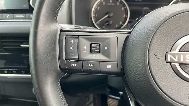 Nissan Qashqai 1.3 DiG-T MH Acenta Premium 5dr