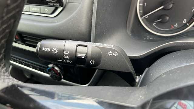 Nissan Qashqai 1.3 DiG-T MH Acenta Premium 5dr