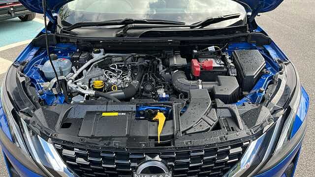 Nissan Qashqai 1.3 DiG-T MH Acenta Premium 5dr