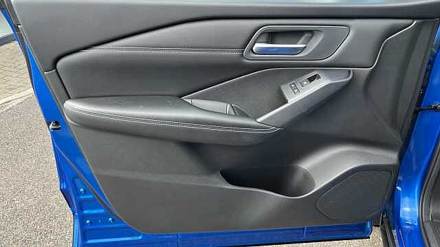 Nissan Qashqai 1.3 DiG-T MH Acenta Premium 5dr