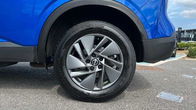 Nissan Qashqai 1.3 DiG-T MH Acenta Premium 5dr