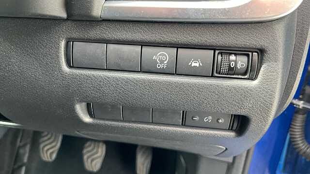 Nissan Qashqai 1.3 DiG-T MH Acenta Premium 5dr