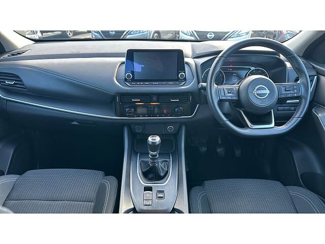 Nissan Qashqai 1.3 DiG-T MH Acenta Premium 5dr Petrol Hatchback