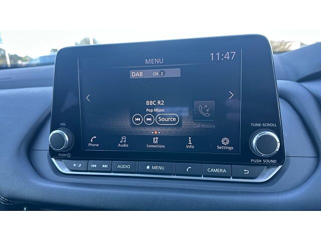 Nissan Qashqai 1.3 DiG-T MH Acenta Premium 5dr Petrol Hatchback