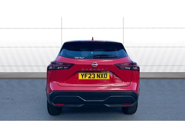 Nissan Qashqai 1.3 DiG-T MH Acenta Premium 5dr Petrol Hatchback