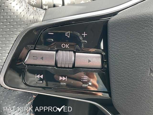 Nissan Ariya 63B ADVANCE *22Kwh CHARGER,SKY PACK,