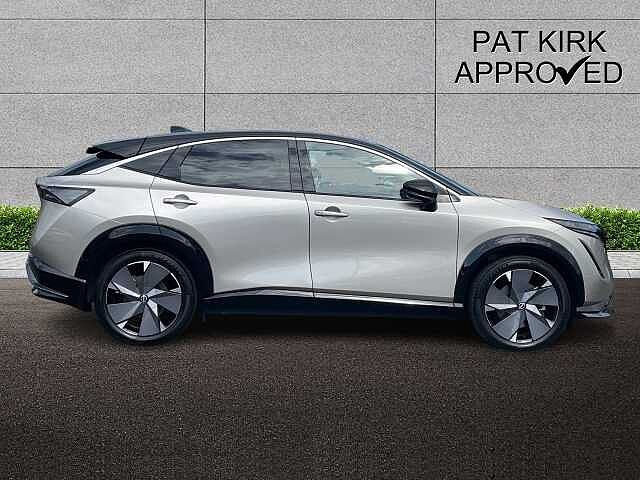 Nissan Ariya 63B ADVANCE *22Kwh CHARGER,SKY PACK,