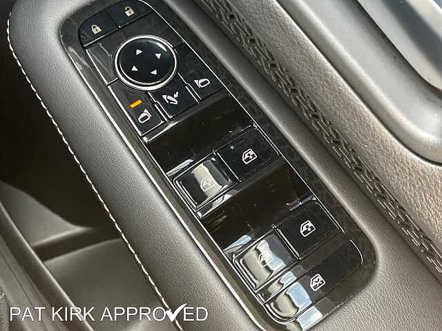 Nissan Ariya 63B ADVANCE *22Kwh CHARGER,SKY PACK,