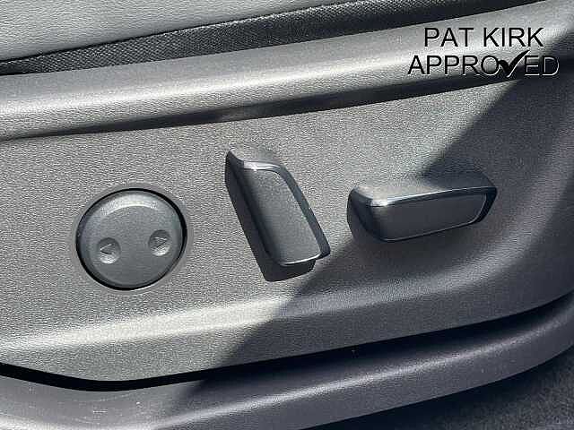 Nissan Ariya 63B ADVANCE *22Kwh CHARGER,SKY PACK,