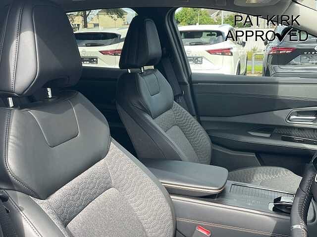 Nissan Ariya 63B ADVANCE *22Kwh CHARGER,SKY PACK,