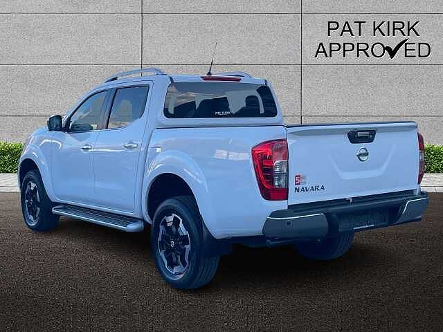 Nissan Navara Double Cab Pick Up Tekna 2.3dCi 190 TT 4WD Auto