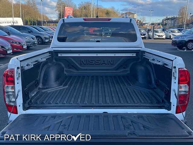 Nissan Navara Double Cab Pick Up Tekna 2.3dCi 190 TT 4WD Auto