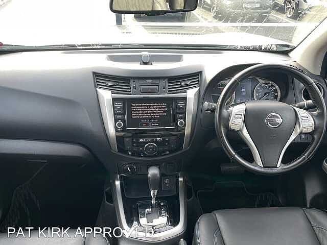 Nissan Navara Double Cab Pick Up N-Guard 2.3dCi 190 TT 4WD Auto