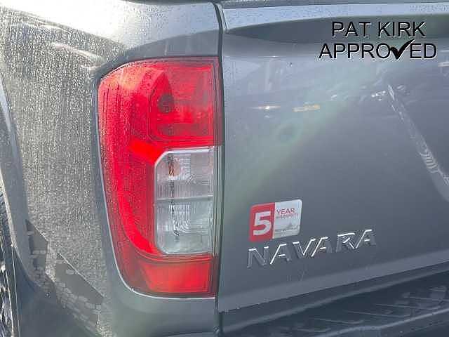 Nissan Navara Double Cab Pick Up N-Guard 2.3dCi 190 TT 4WD Auto
