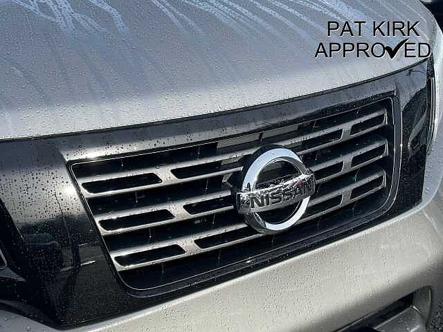 Nissan Navara Double Cab Pick Up N-Guard 2.3dCi 190 TT 4WD Auto