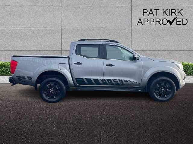 Nissan Navara Double Cab Pick Up N-Guard 2.3dCi 190 TT 4WD Auto